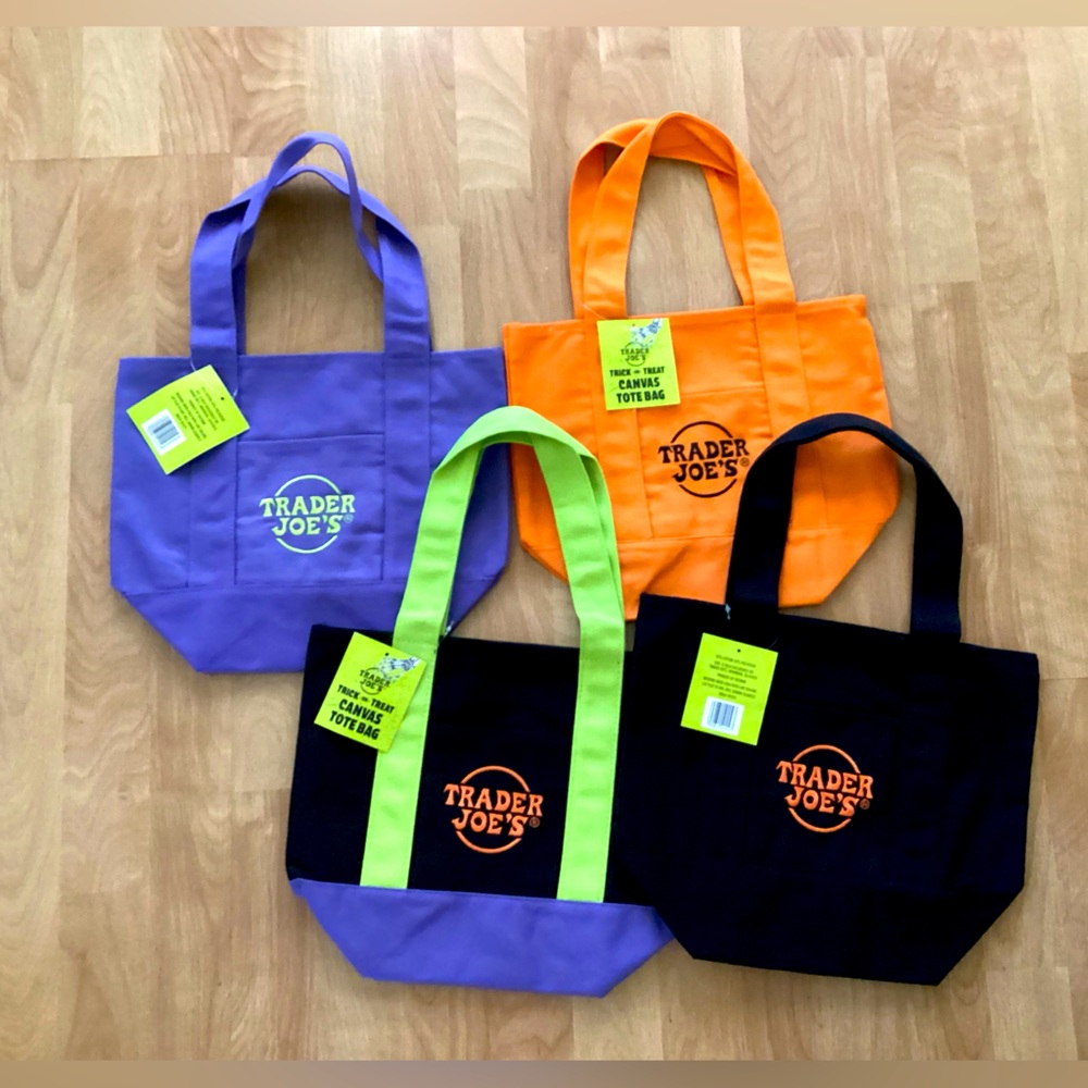 NWT Trader Joe's Halloween Tote Bag Set of 4!